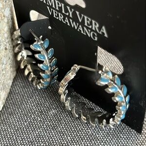 💙NWT Simply Vera - Vera Wang - Silver Blue Enamel Hoop Earrings